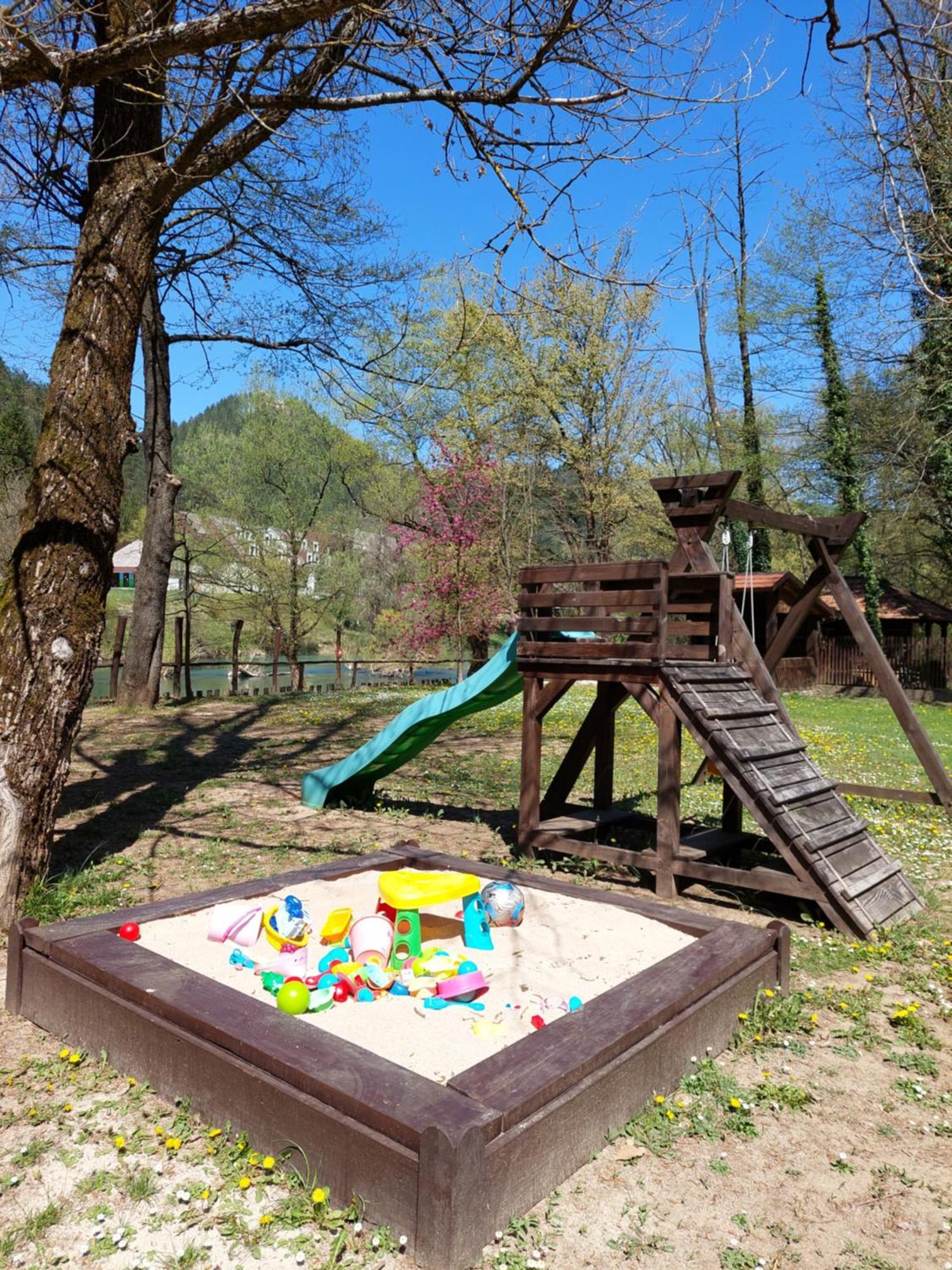 Atrium Holiday Home Bihac Bilik gambar